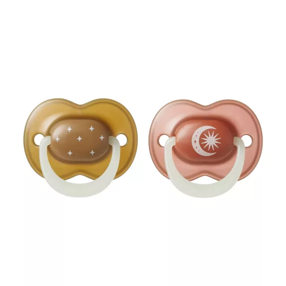 Tommee Tippee NightGlow cumi 18-36 hó 2 db Tommee Tippee NightGlow cumi 18-36 hó 2 db